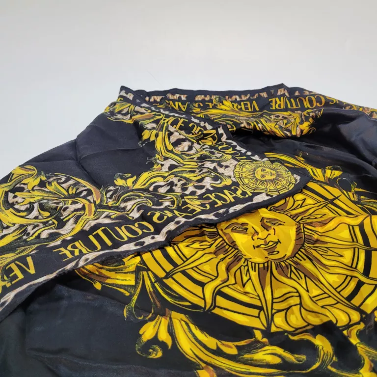 chusta-versace-72ha7h02-material-dominujacy-inny