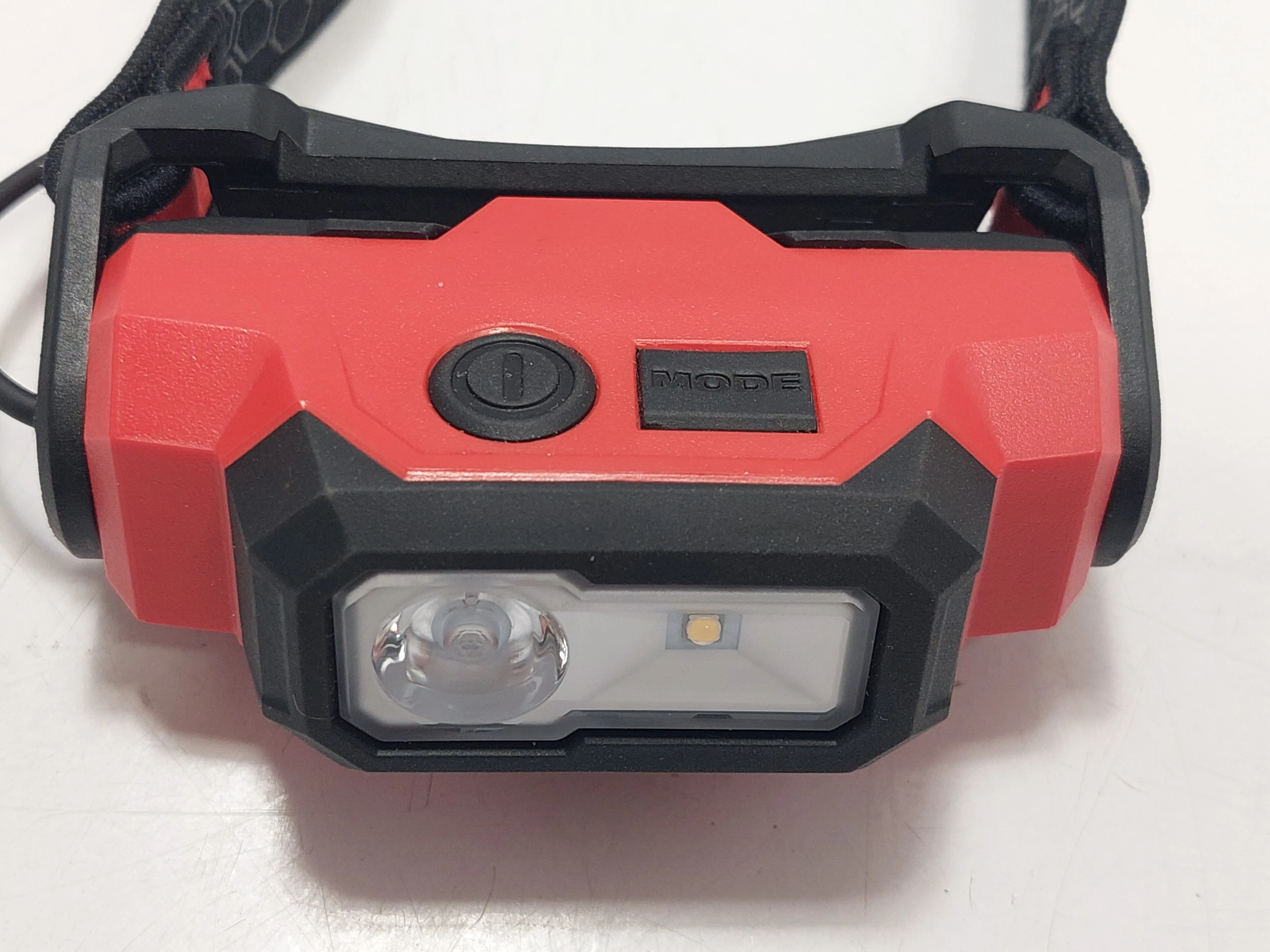 milwaukee-l4-hl-vis-301-latarka-czolowa-okazja-kosciuszki-17-kartuzy