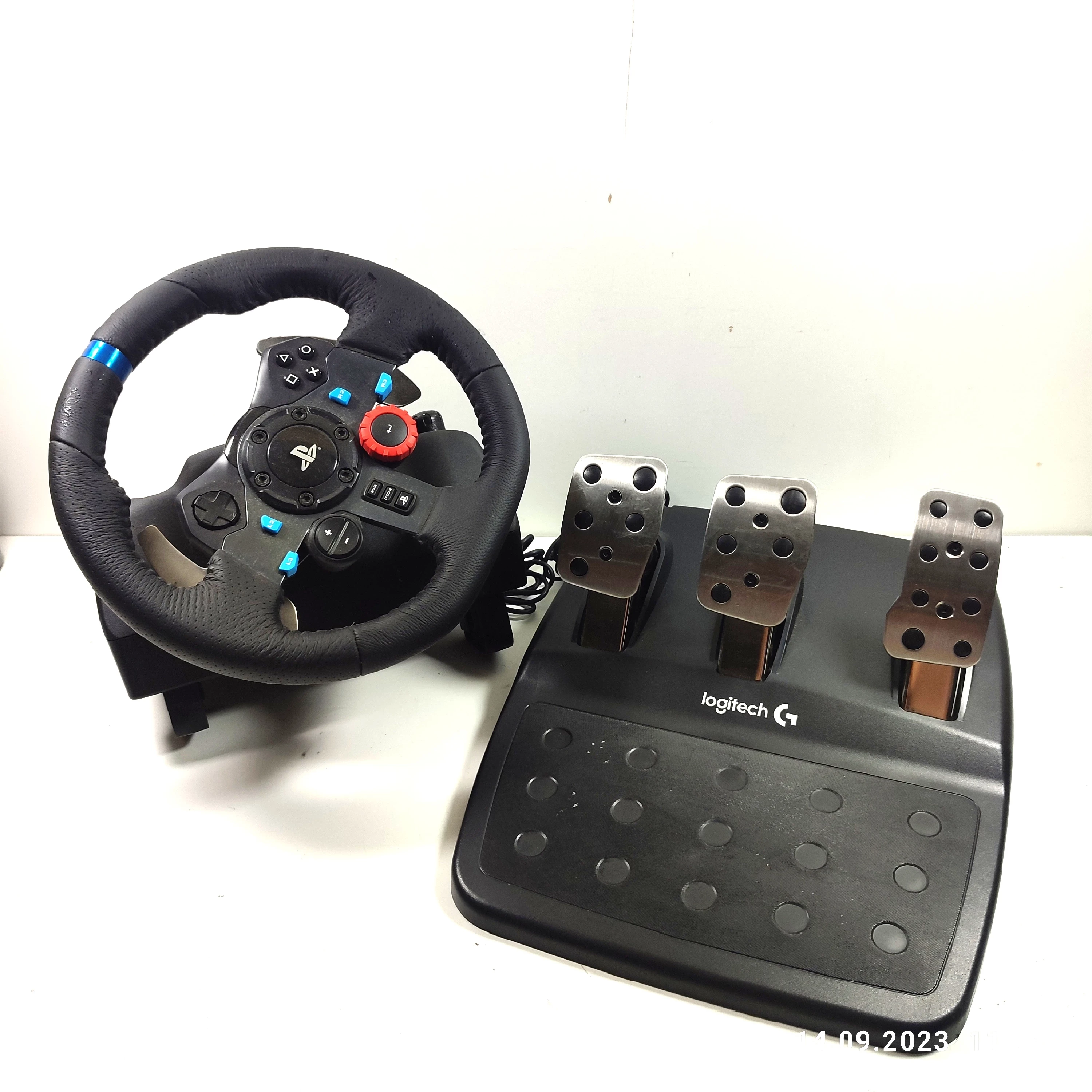 kierownica-logitech-g29-driving-force-model-g29-driving-force