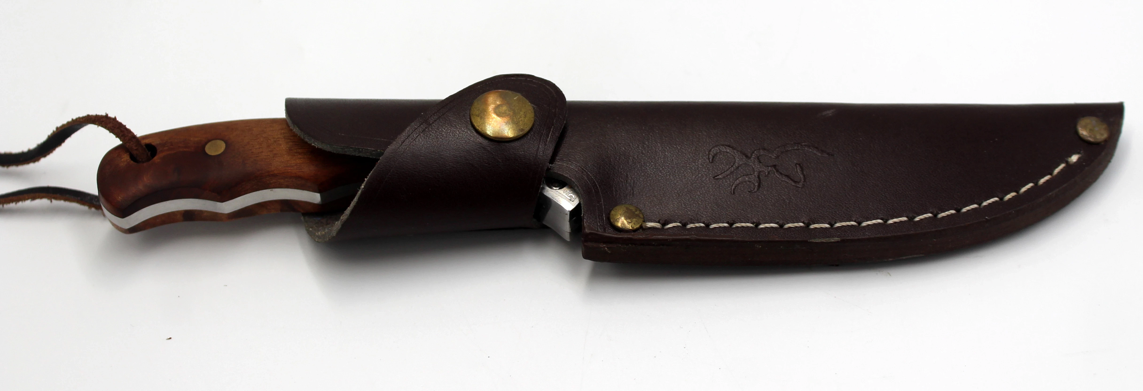 noz-mysliwski-browning-pokrowiec-marka-browning