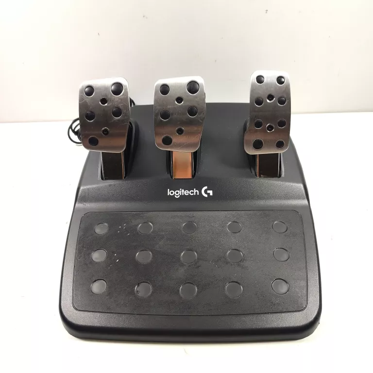 kierownica-logitech-g29-driving-force-marka-logitech