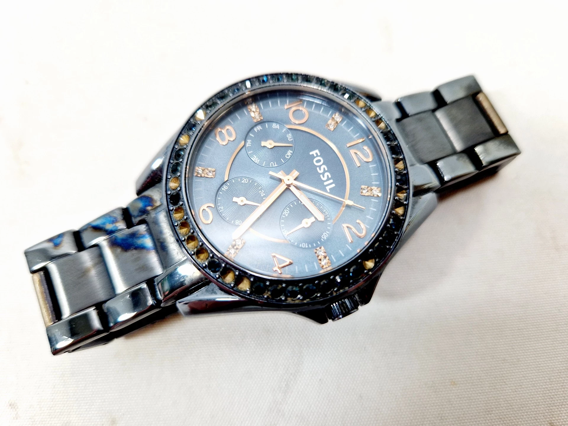 zegarek-damski-fossil-es4294-4294-granatowy-opis-marka-fossil