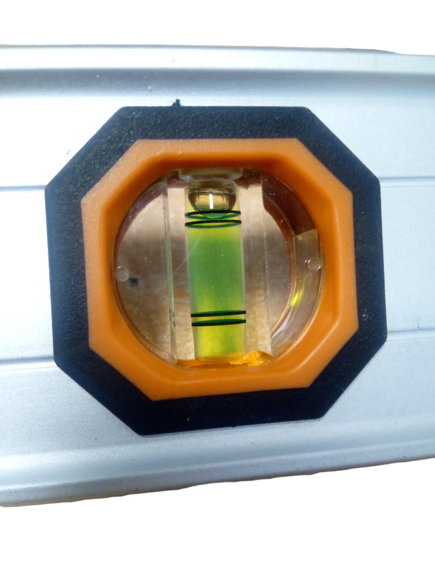 poziomica-wielolibelkowa-magnusson-900-liczba-libelek-3