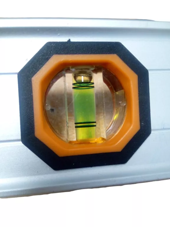 poziomica-wielolibelkowa-magnusson-900-liczba-libelek-3