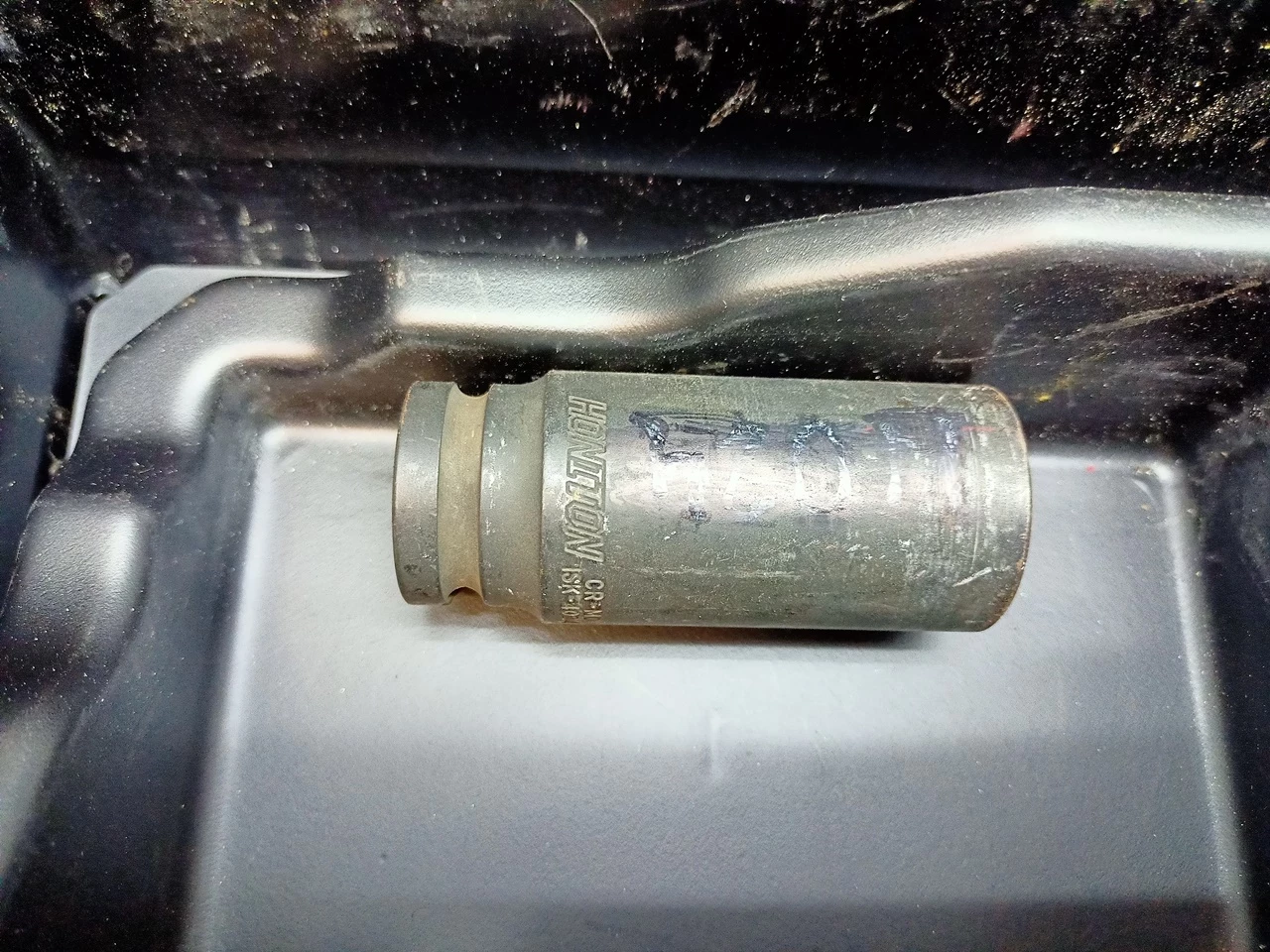 klucz-udarowy-milwaukee-m18-fhiwf12-12-zestaw-marka-milwaukee