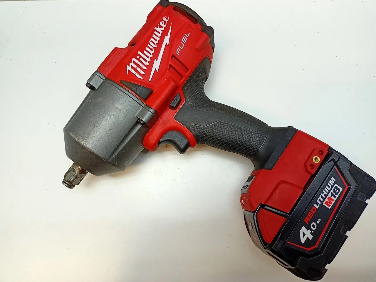 klucz-udarowy-milwaukee-m18-fhiwf12-12-zestaw-rozmiar-trzpienia-12