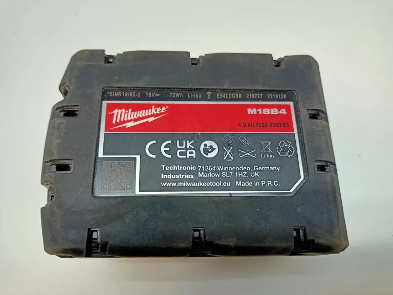 KLUCZ UDAROWY MILWAUKEE M18 FHIWF12 1/2" ZESTAW