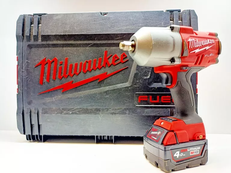 KLUCZ UDAROWY MILWAUKEE M18 FHIWF12 1/2" ZESTAW