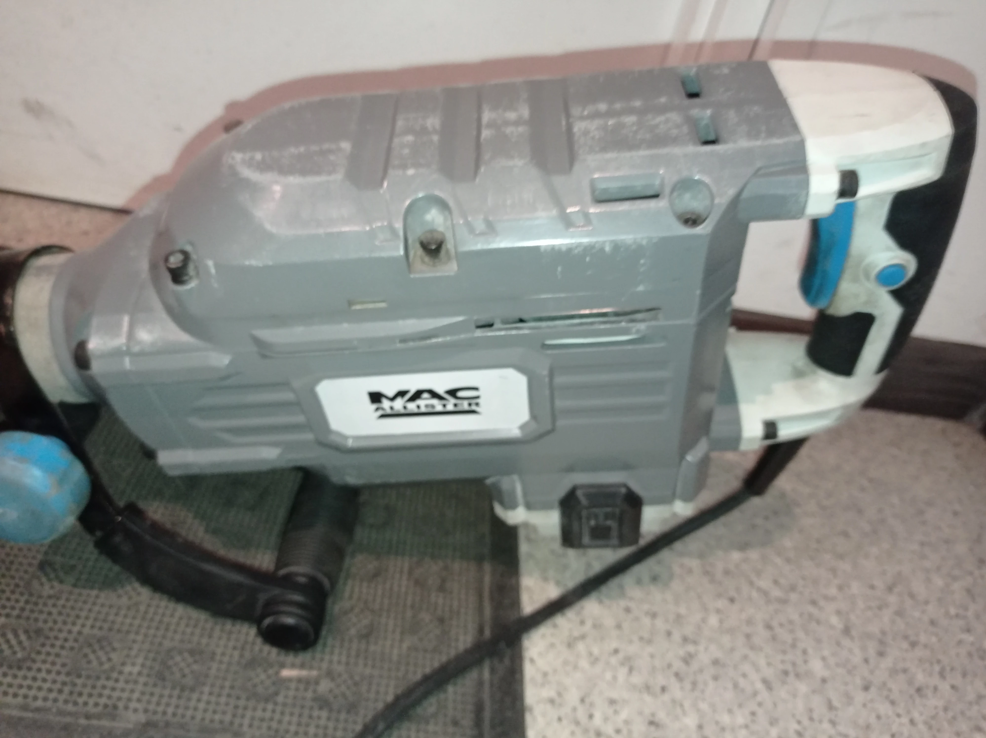 mlot-wyburzeniowy-macallister-msbr1700-a-50-j-stan-uzywany