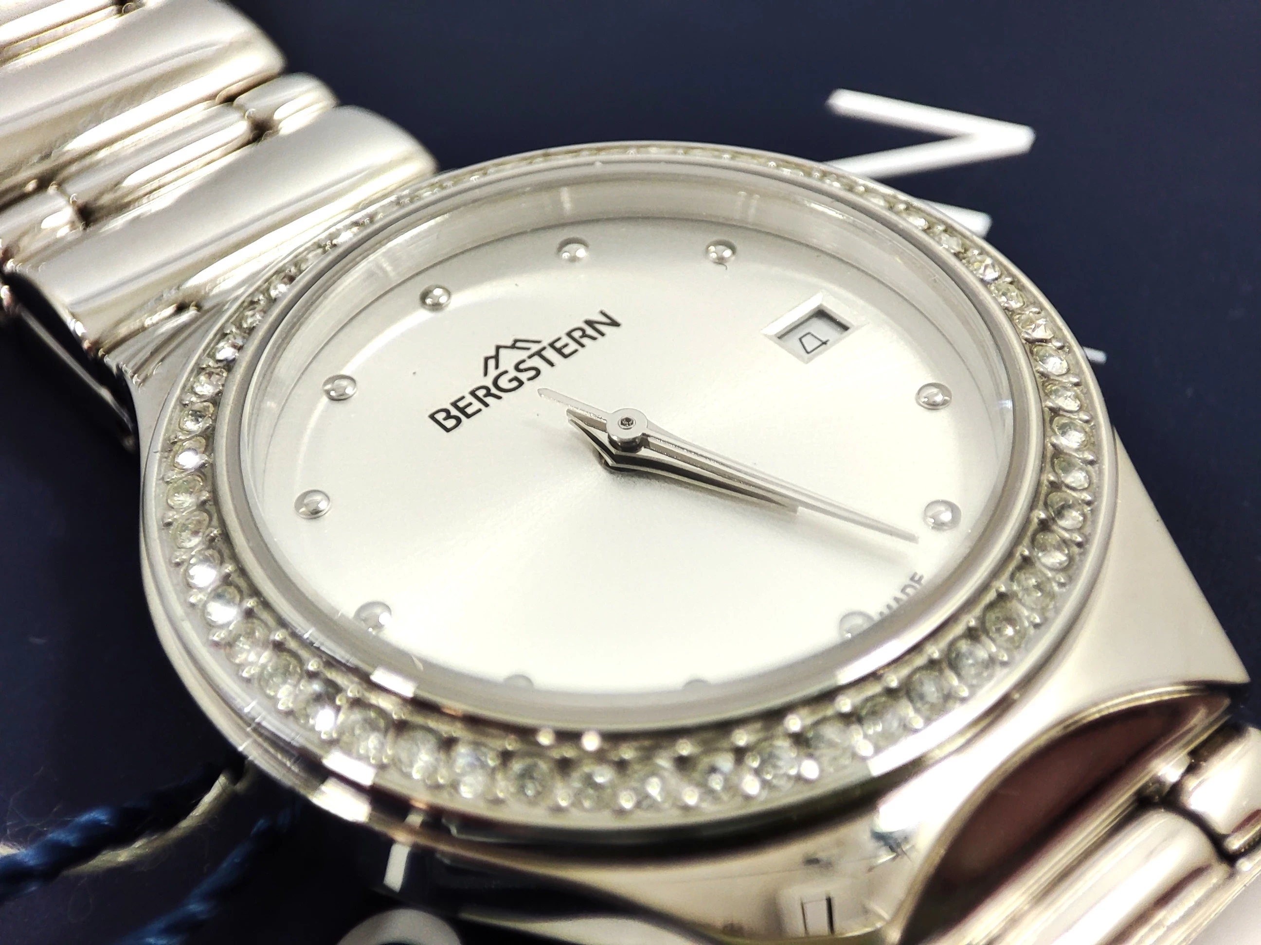 zegarek-bergstern-brilliance-b036l177-mechanizm-kwarcowy