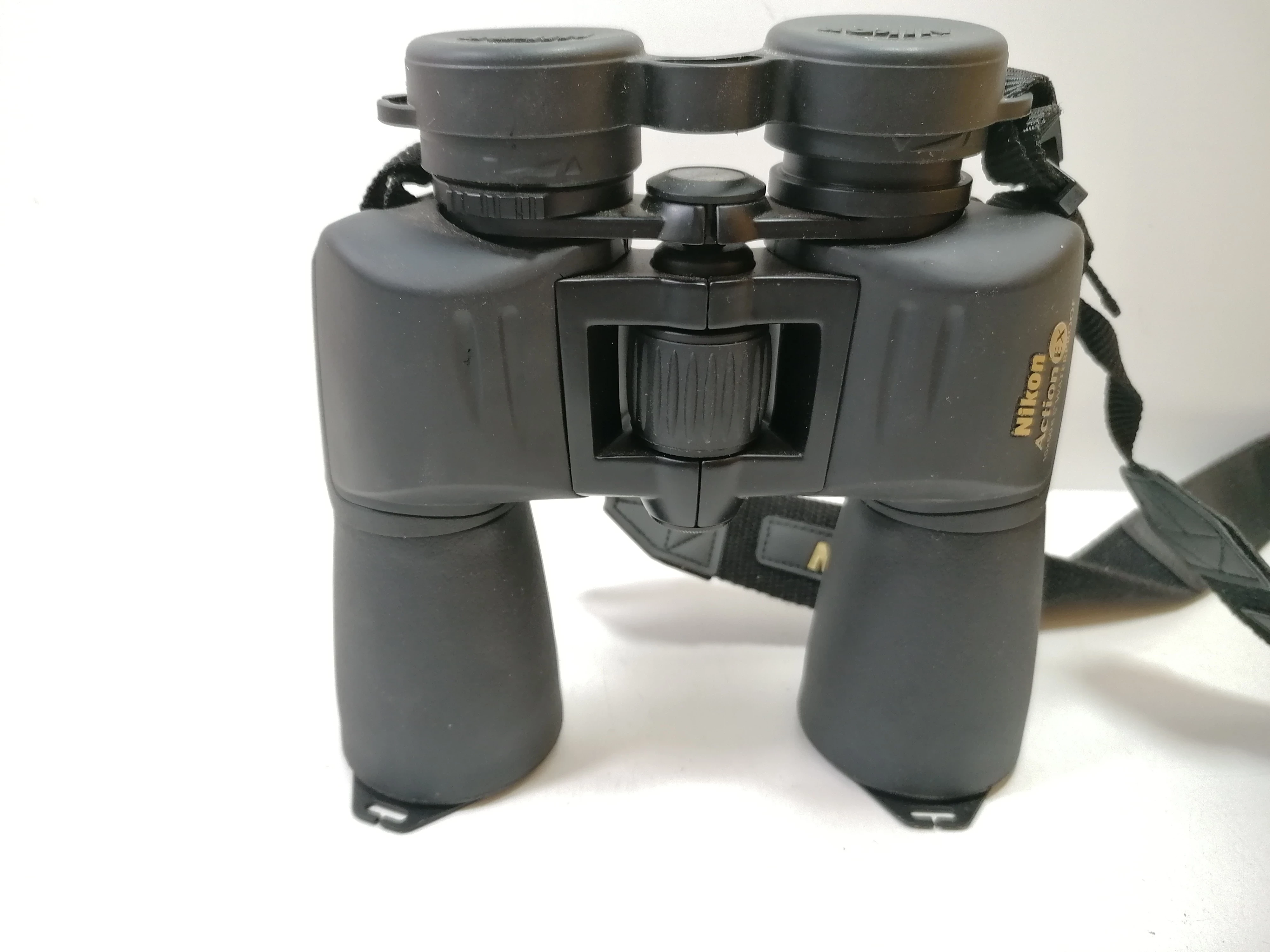 lornetka-nikon-action-ex-10x50-waterproof-stan-uzywany