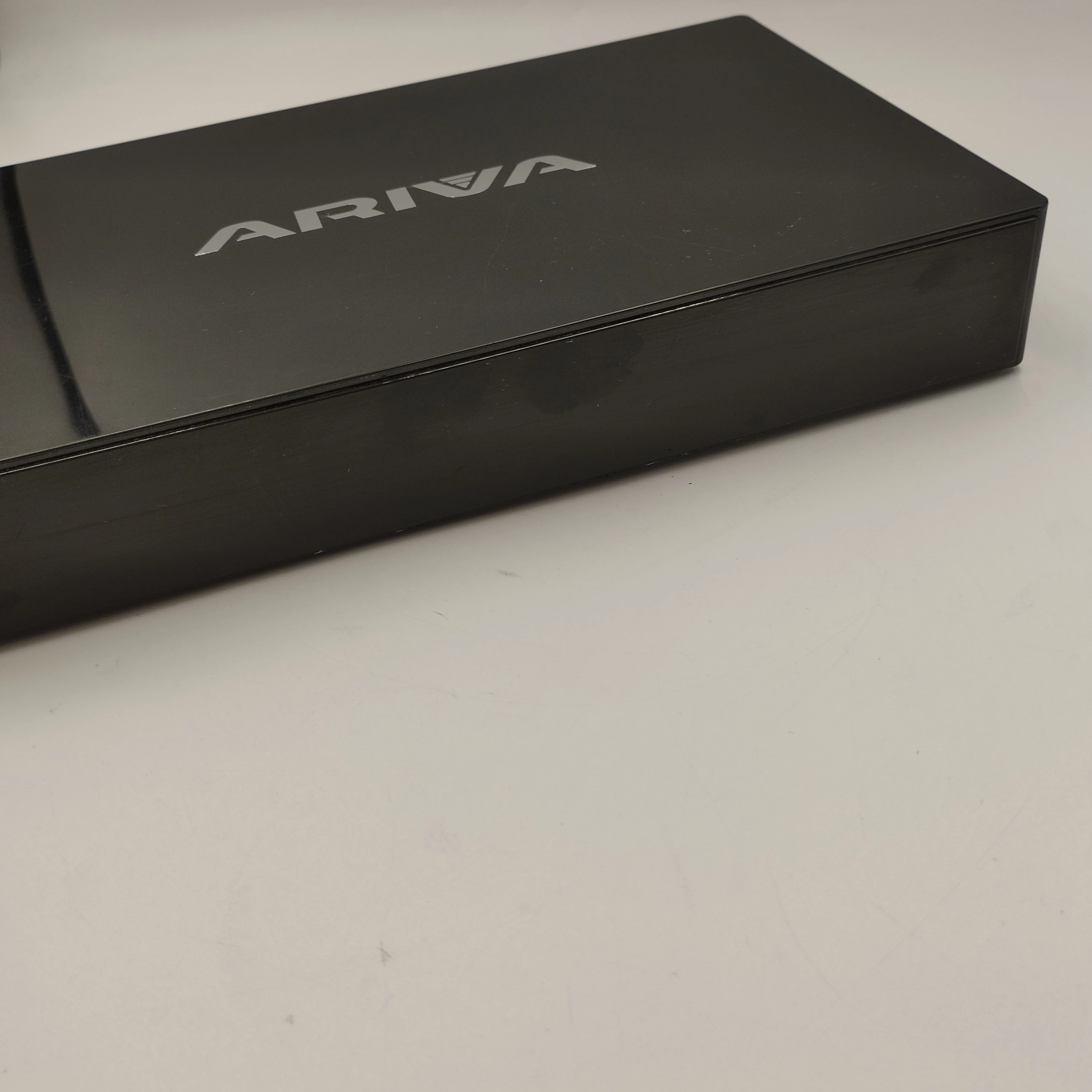 dekodertuner-ferguson-ariva-4k-combo-opis-stan-uszkodzony