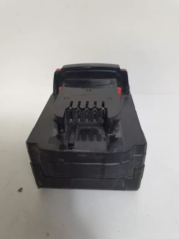 AKUMULATOR MILWAUKEE M18 5AH 18V