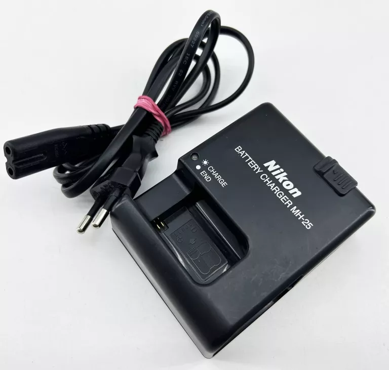 aparat-nikon-d610-rozmiar-matrycy-pelna-klatka