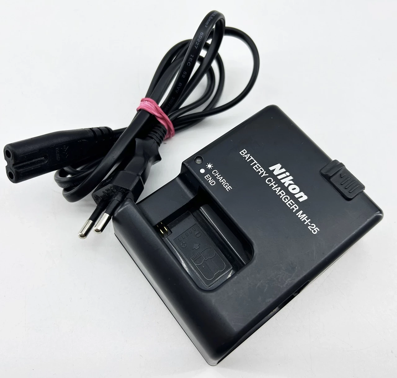 aparat-nikon-d610-rozmiar-matrycy-pelna-klatka