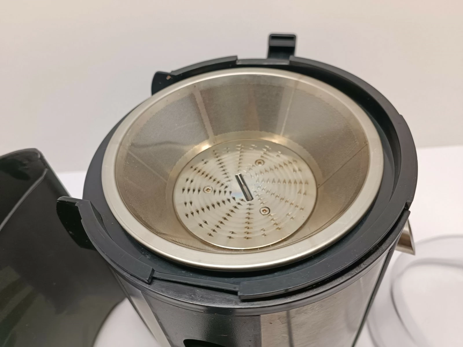 sokowirowka-dekra-700w-pud-moc-700