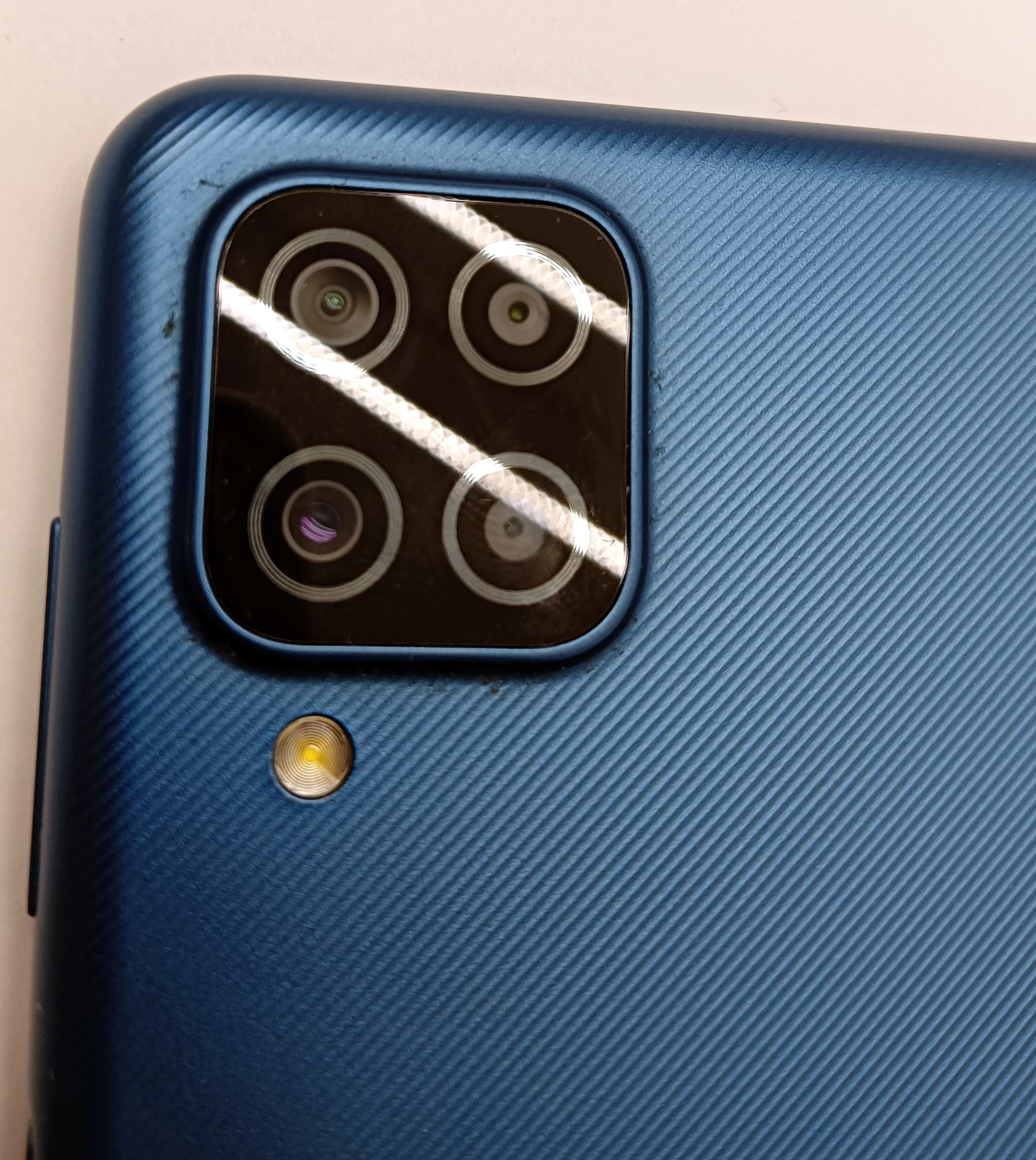 telefon-samsung-galaxy-a12-lad-usb-ean-gtin-0022031401014