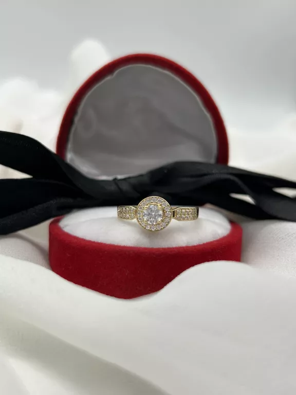 zloty-pierscionek-cyrkonie-duze-oczko-585-r13-waga-125