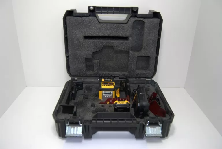 LASER KRZYŻOWY DEWALT DCE0811R