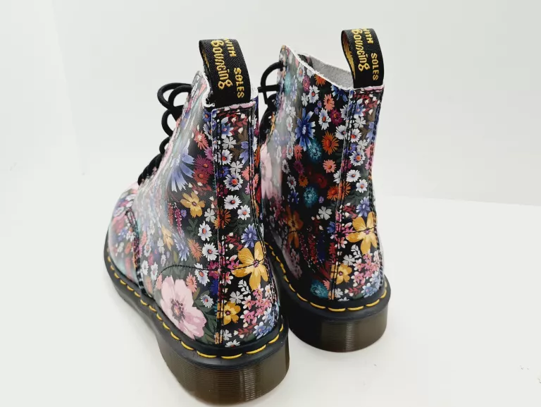 buty-martens-1460-kwiaty-40-wzor-dominujacy-kwiaty