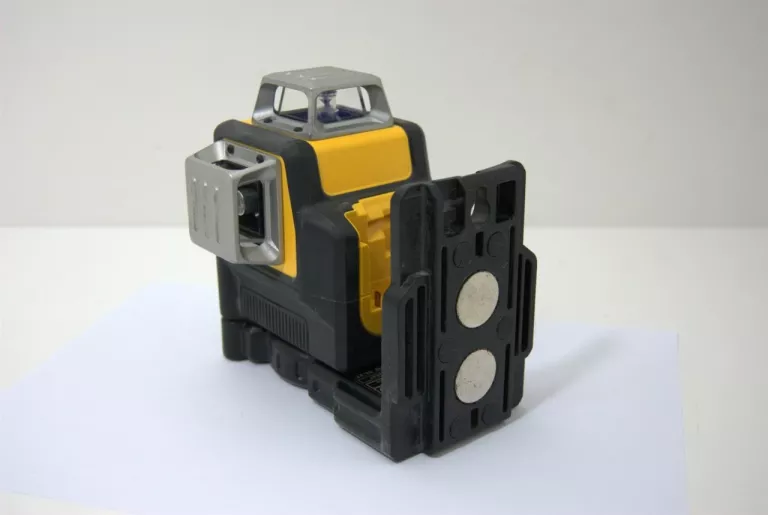 LASER KRZYŻOWY DEWALT DCE0811R