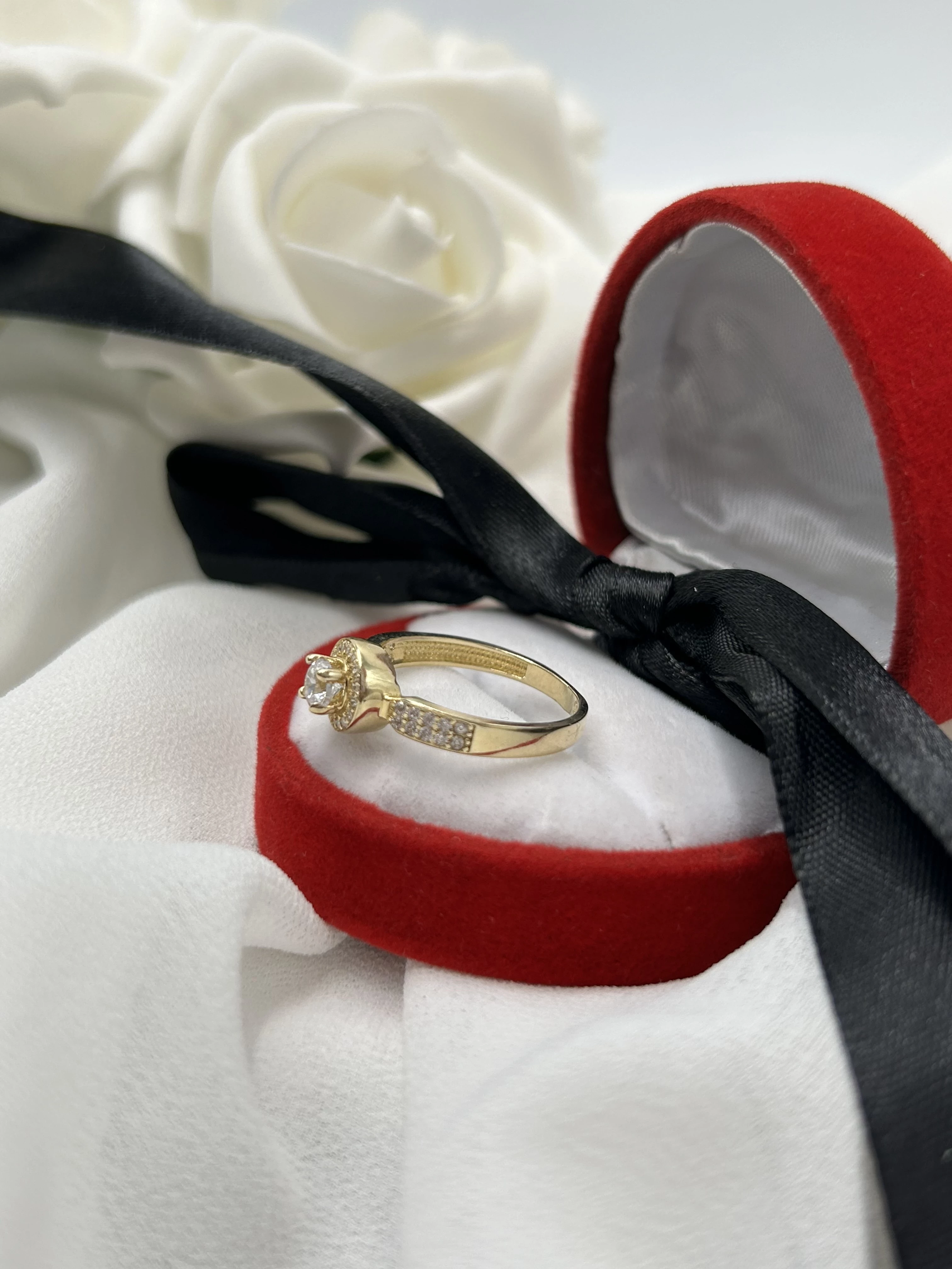 zloty-pierscionek-cyrkonie-duze-oczko-585-r13-kolor-249512-1647429