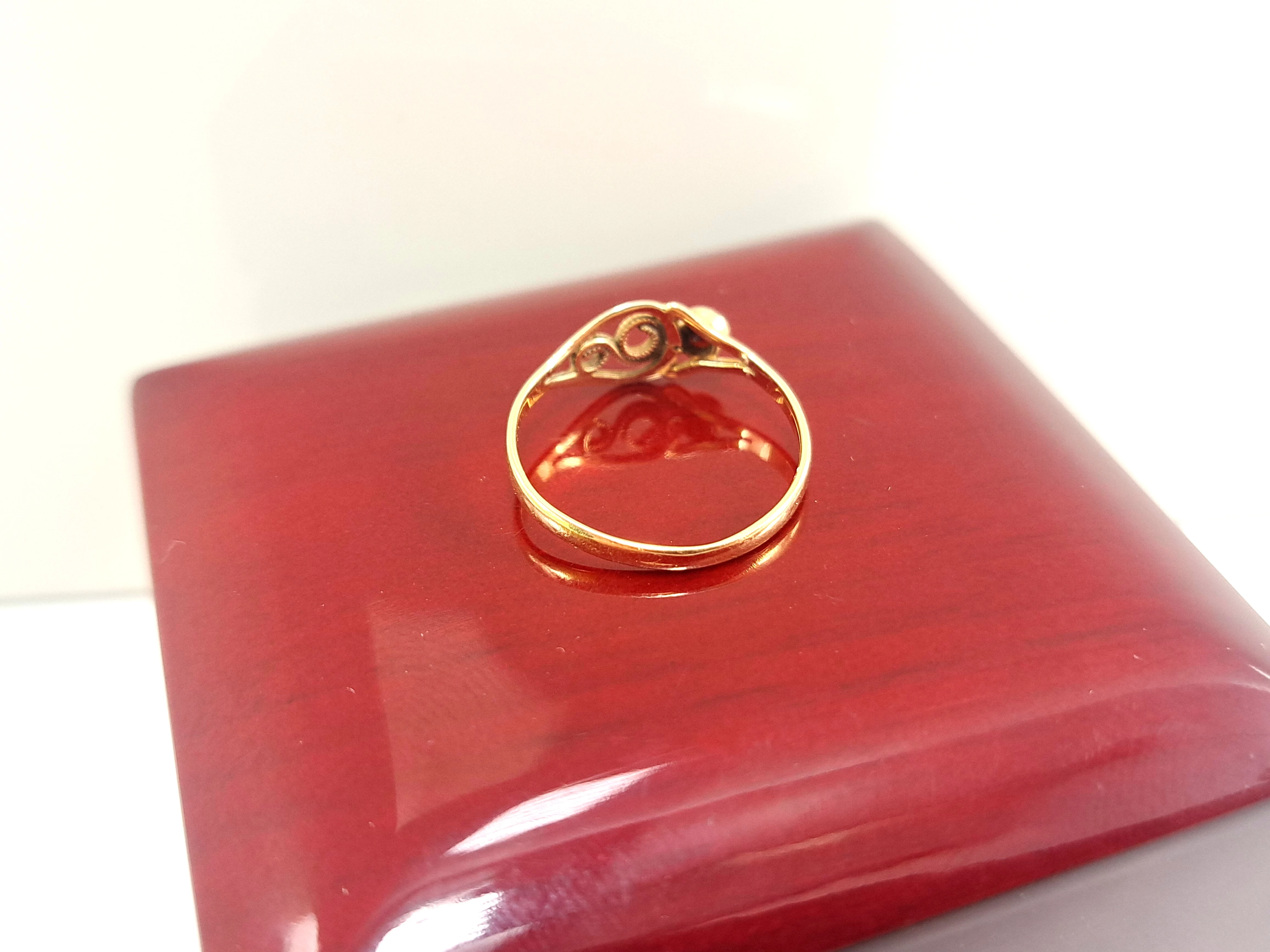 zloty-pierscionek-z-rubinem-r12-585-099g-stan-uzywany