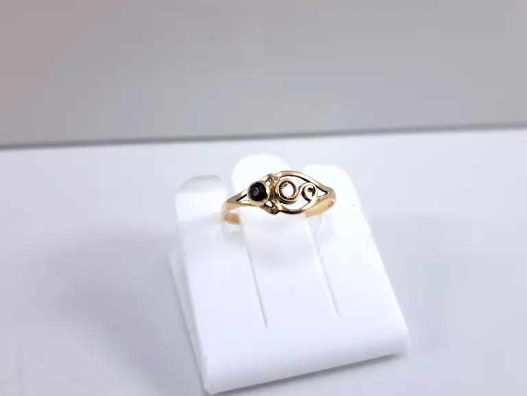 zloty-pierscionek-z-rubinem-r12-585-099g-material-zloto