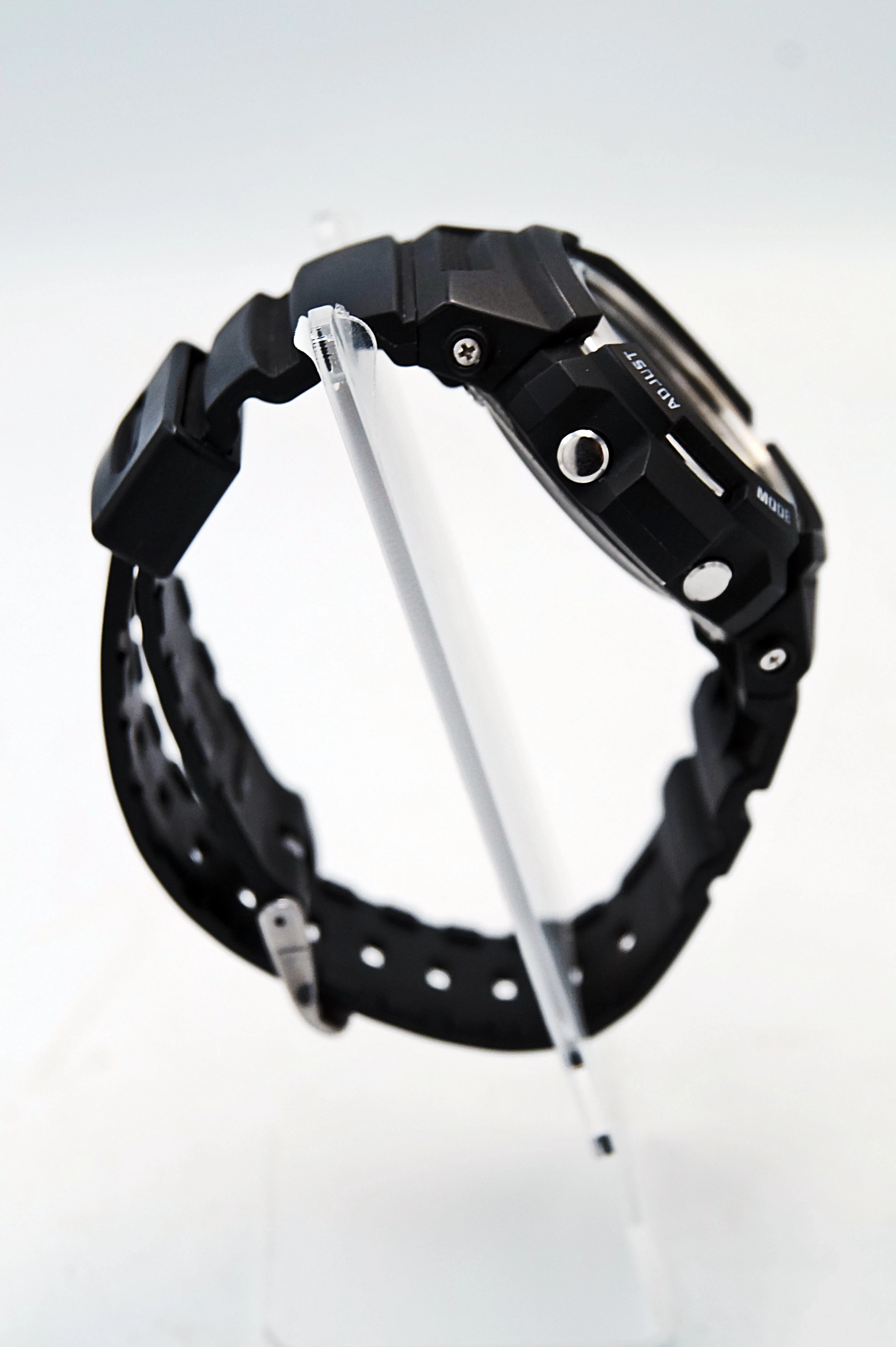 casio-g-shock-aw-590-funkcje-budzik