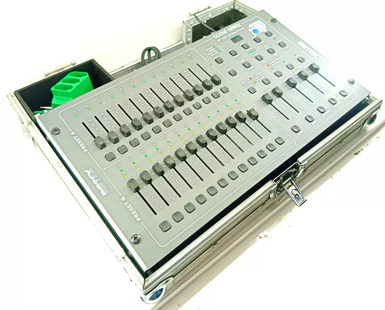 STEROWNIK OŚWIETLEŃ BOTEX CONTROLLER DMX DC-1224