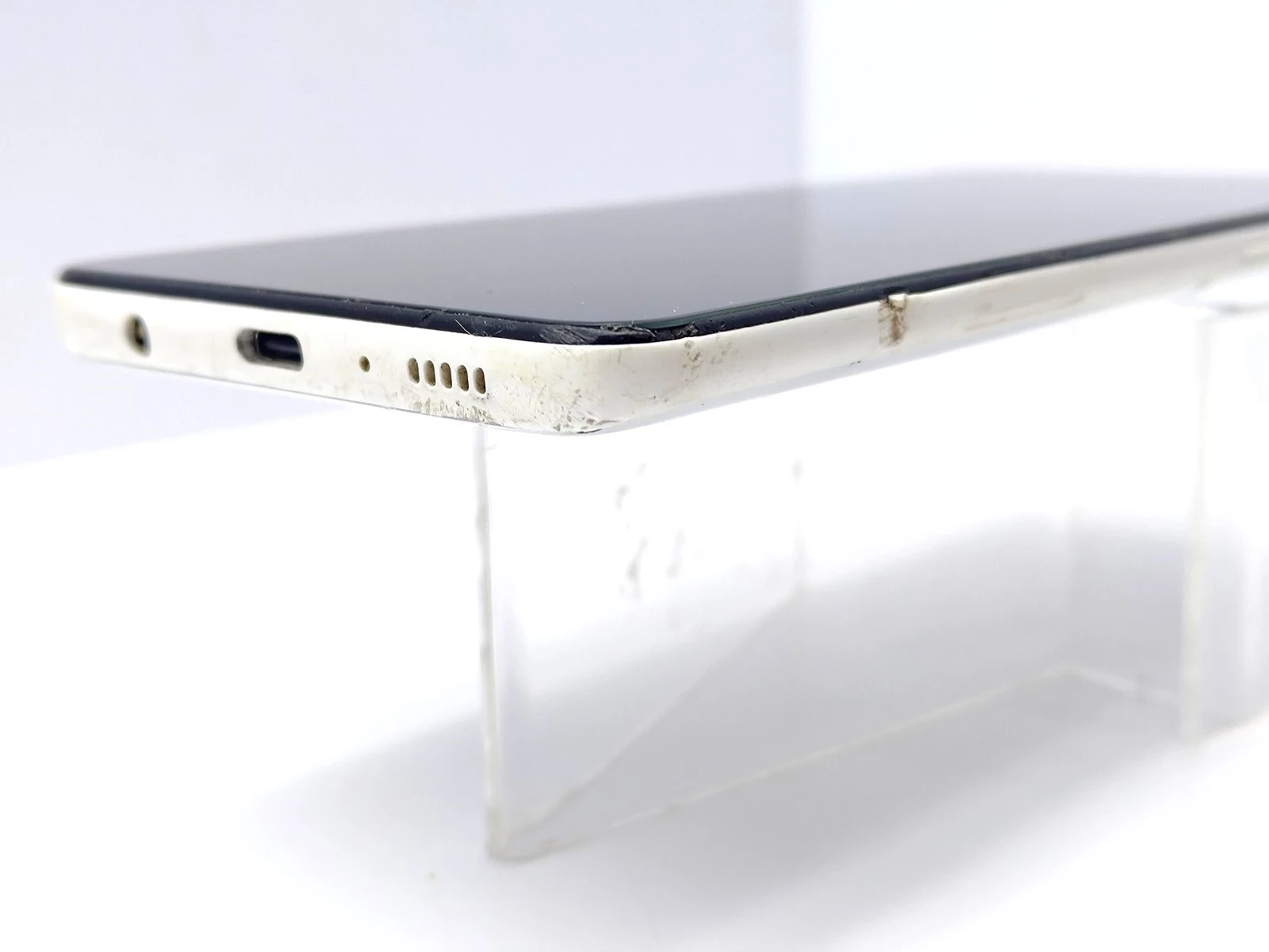 telefon-samsung-galaxy-a21s-32gb-at-opis-kolor-bialy