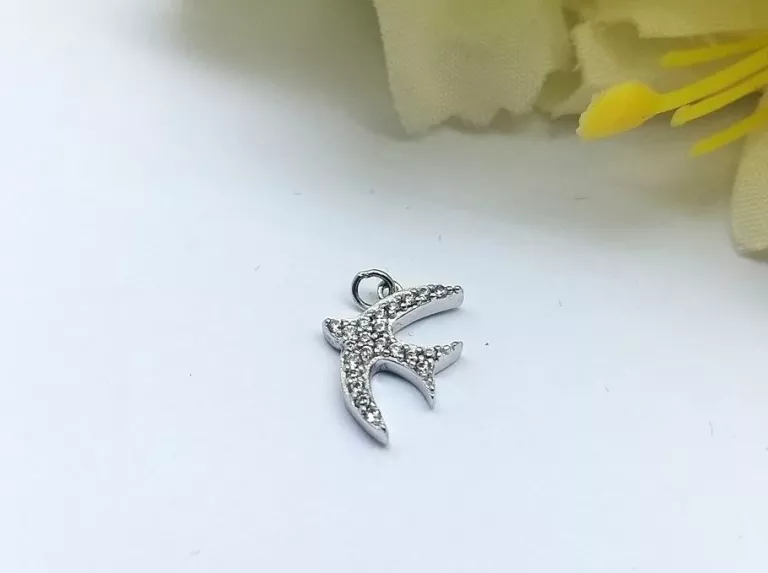 srebrna-zawieszka-jaskolka-054g-925-marka-bez-marki