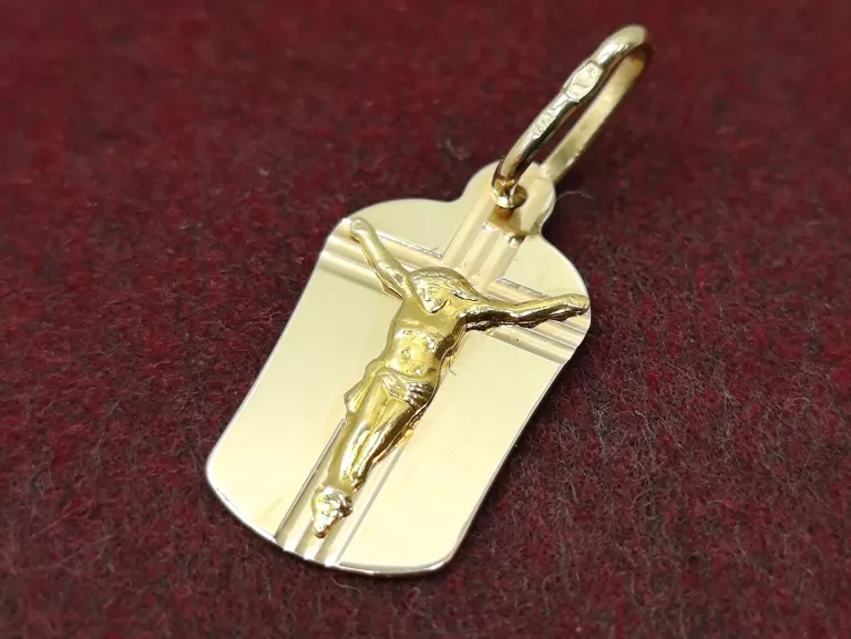 zloty-medalik-jezus-na-krzyzu-125g-pr585-14k-gliwicka-125-katowice