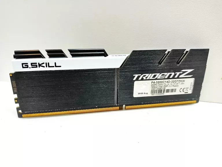 PAMIĘĆ RAM G.SKILL 16GB DDR4 3200 MHZ CL14