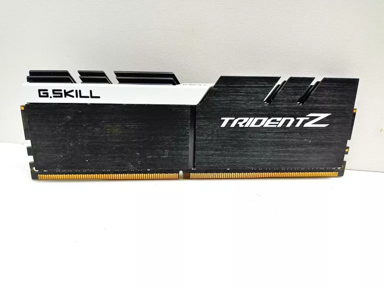 PAMIĘĆ RAM G.SKILL 16GB DDR4 3200 MHZ CL14