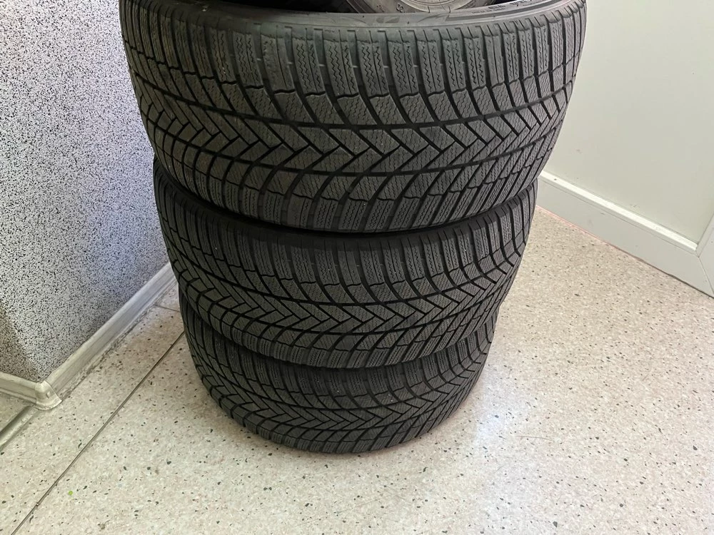 opony-bridgestone-245140-r18-97v-blizzak-lm-003-tylko-odbior-osobisty-marka-248811-1944372