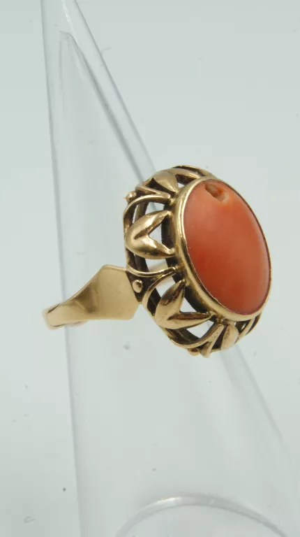 zloty-pierscionek-z-koralem-585-575g-r18-cechy-nie-zawiera-niklu