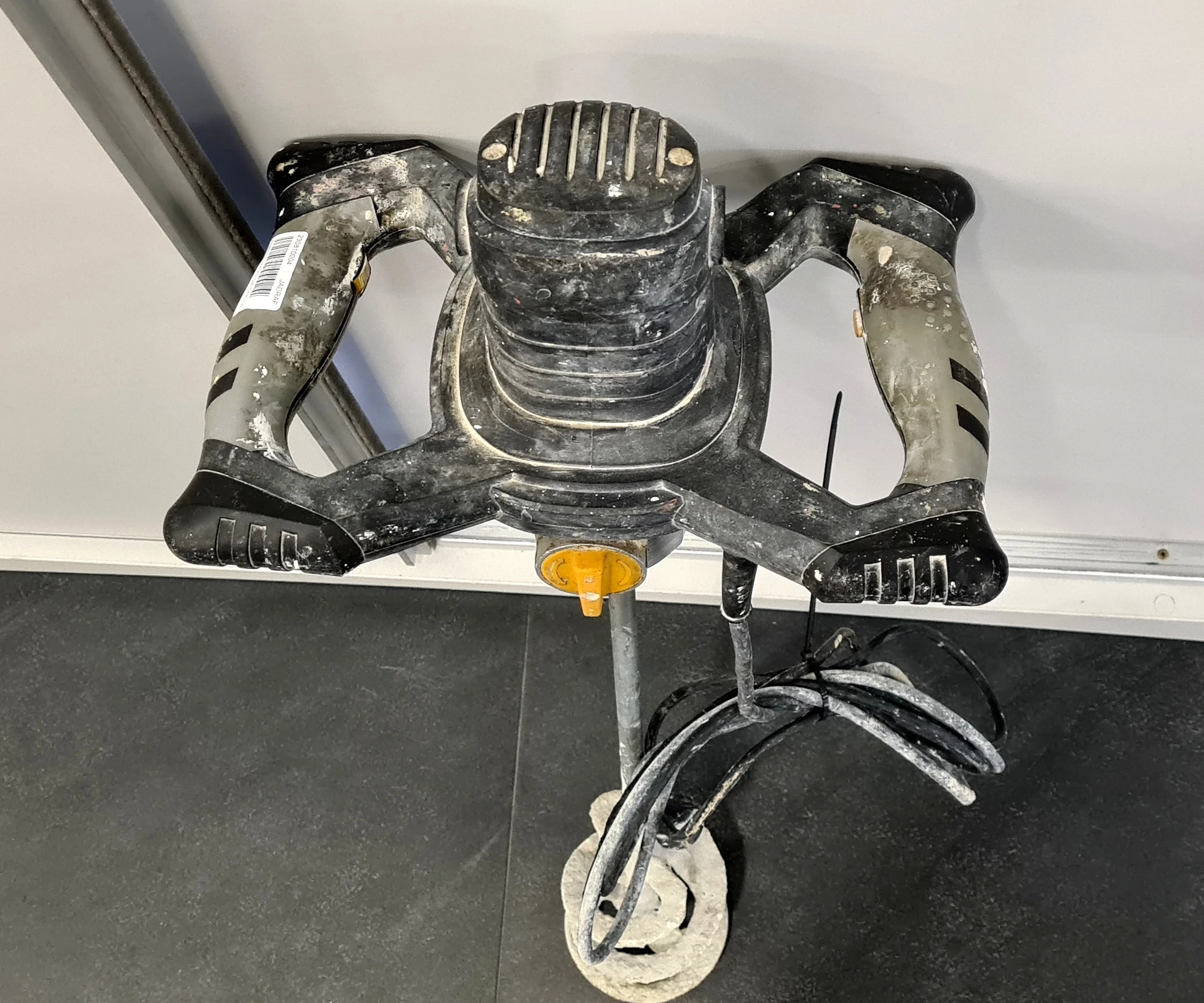 mieszadlo-elektryczne-cmi-c-fr-1350-1350w-maksymalna-srednica-mieszadla-120