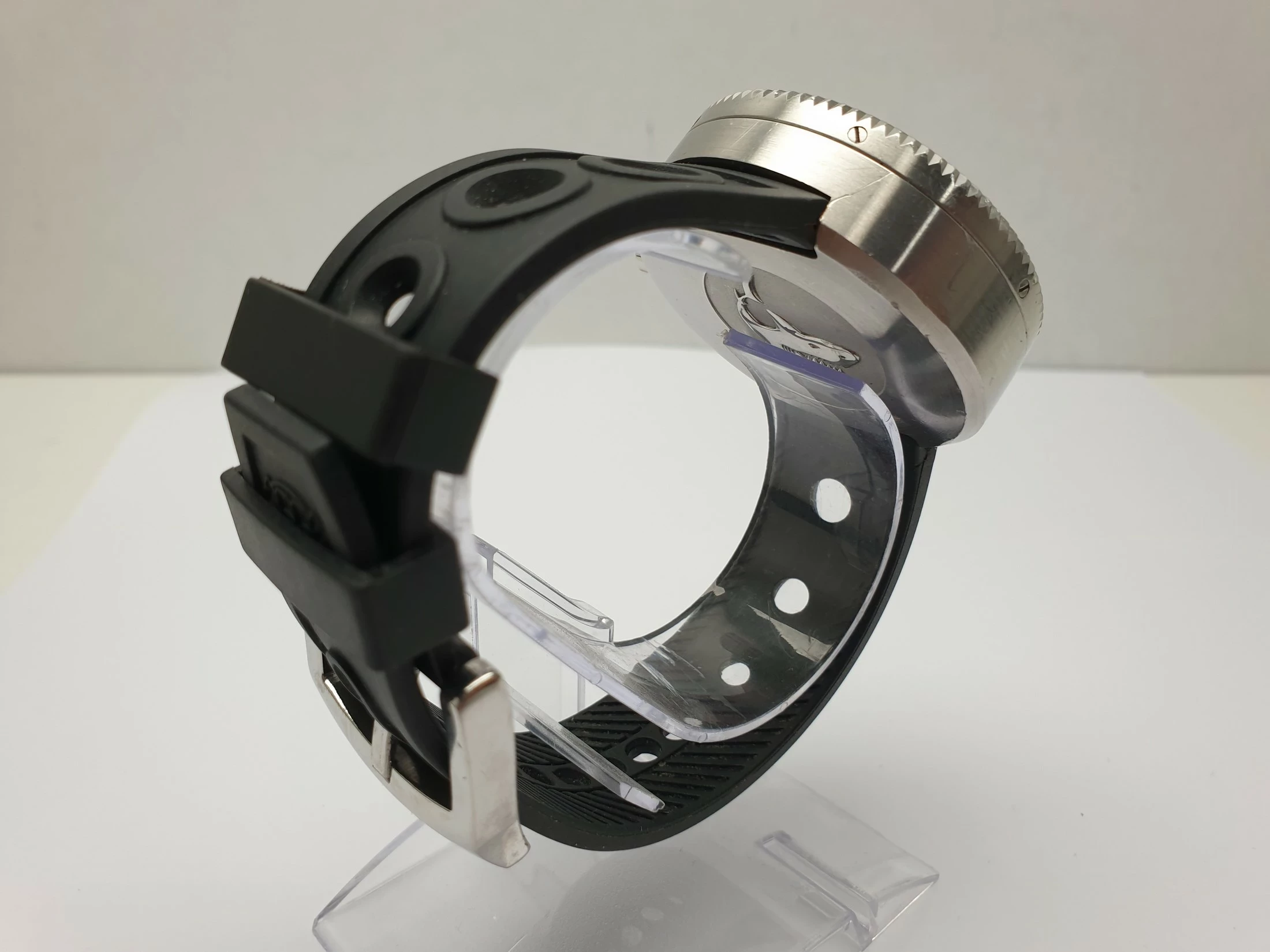 zegarek-meski-do-nurkowania-san-martin-1000m-ksztalt-koperty-okragla