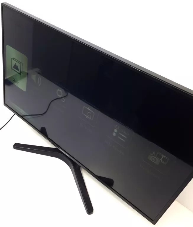 TELEWIZOR TECHNIKA 32 SM32-240-AW15