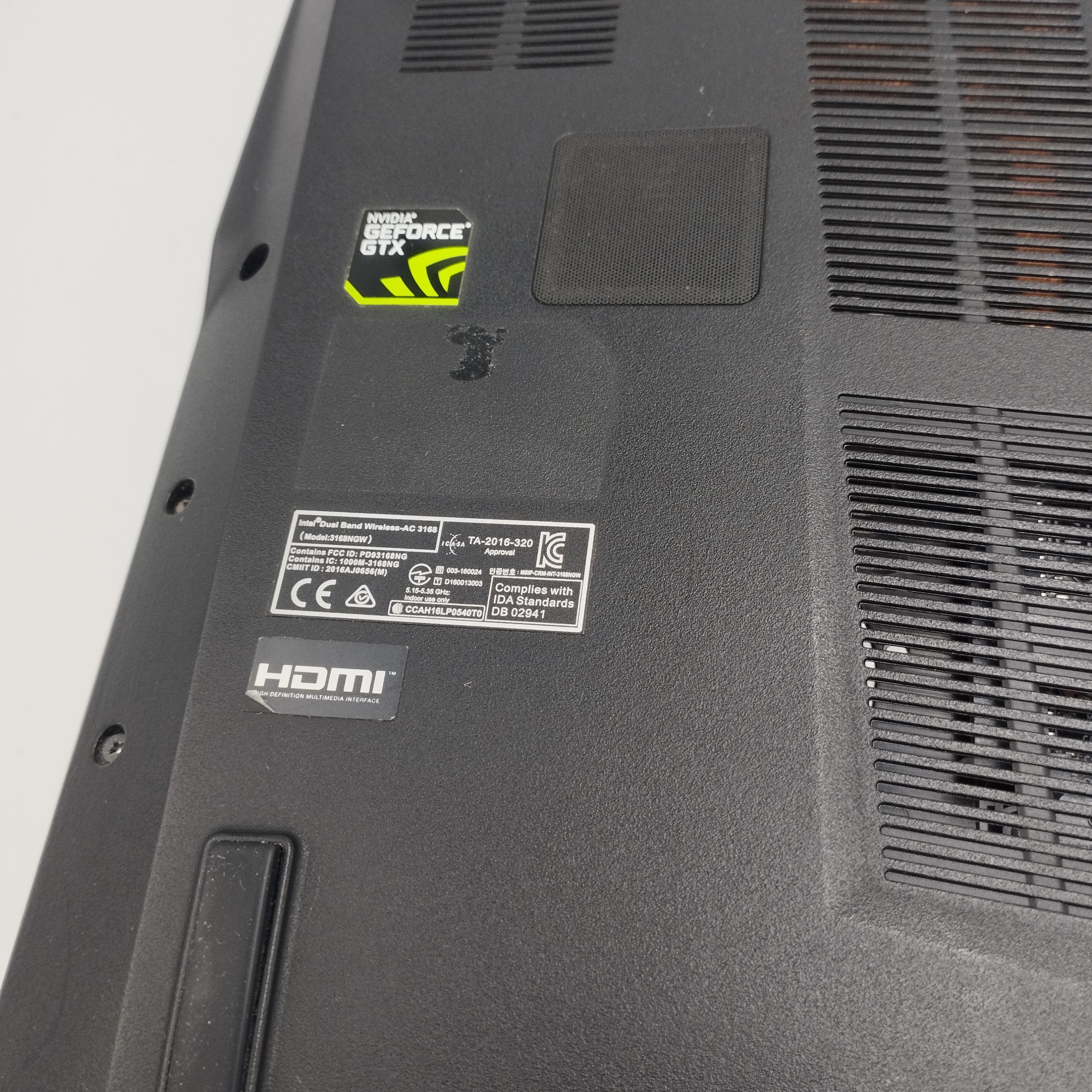 laptop-steelseries-msi-3168ngw-i5-7300-16gbwin10-pojemnosc-dysku-512