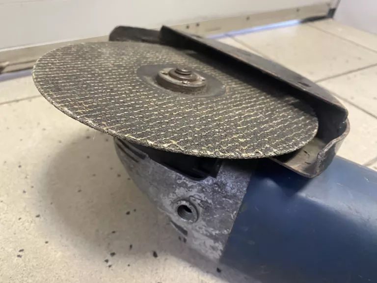 duza-szlifierka-katowa-230mm-marka-inny-producent