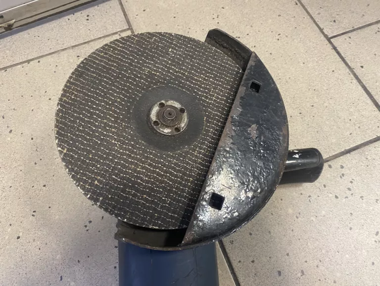 duza-szlifierka-katowa-230mm-kod-producenta-brak