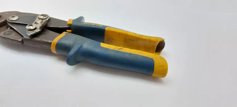 szczypce-do-metalu-rodzaj-nozyce-do-ciecia-blachy-proste