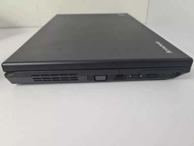 LAPTOP LENOVO L520