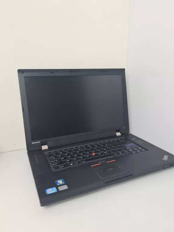LAPTOP LENOVO L520