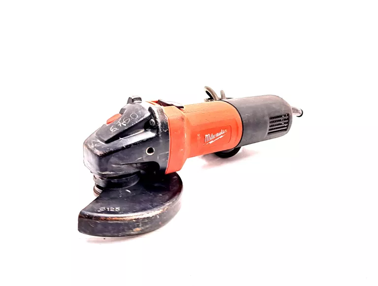 SZLIFIERKA MILWAUKEE AG 750-125