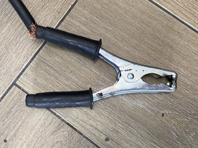 spawarka-inwertorowa-mar-pol-m79366-marka-mar-pol