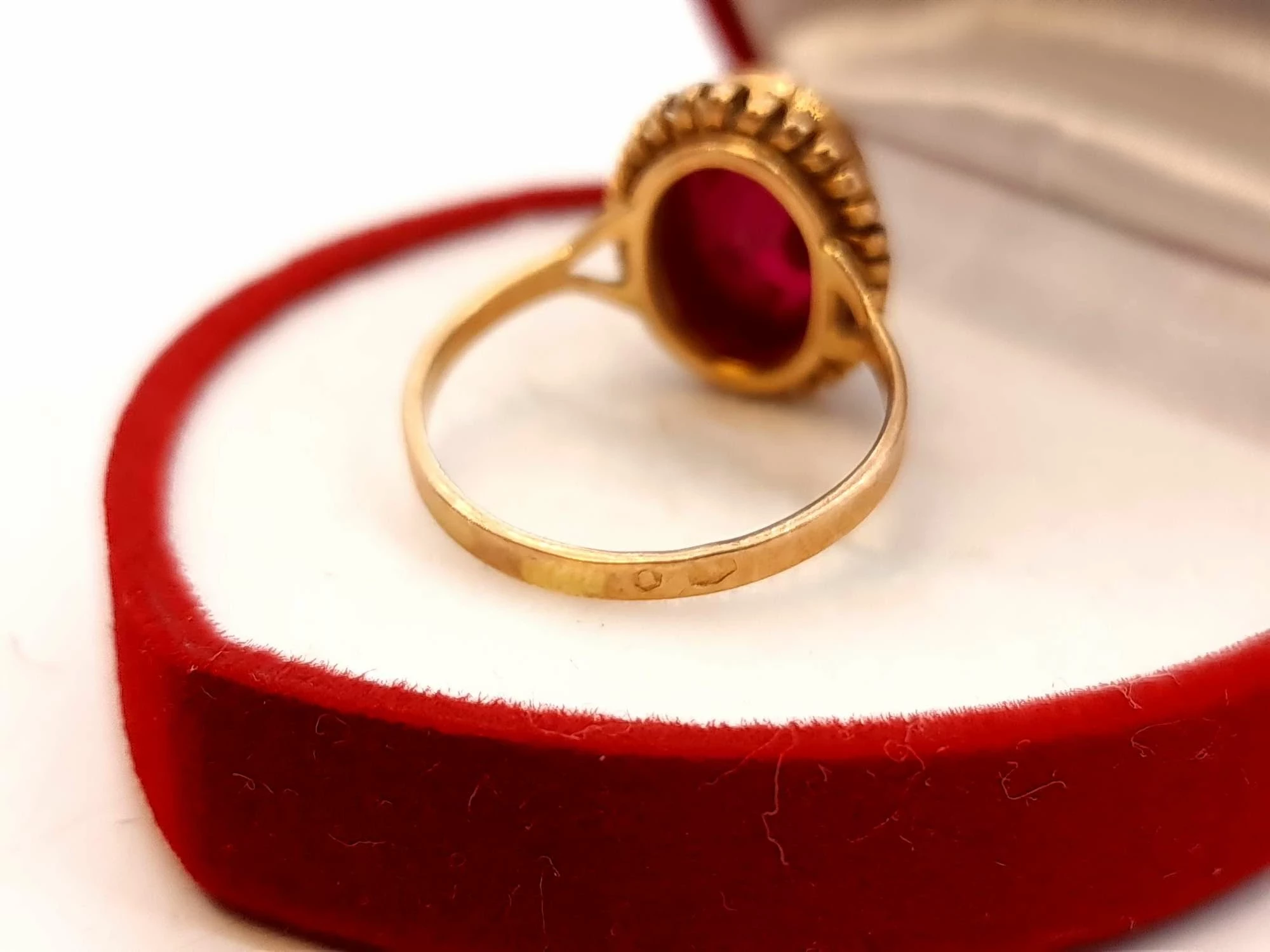 zloty-pierscionek-585-rubin-r22-61g-material-zloto