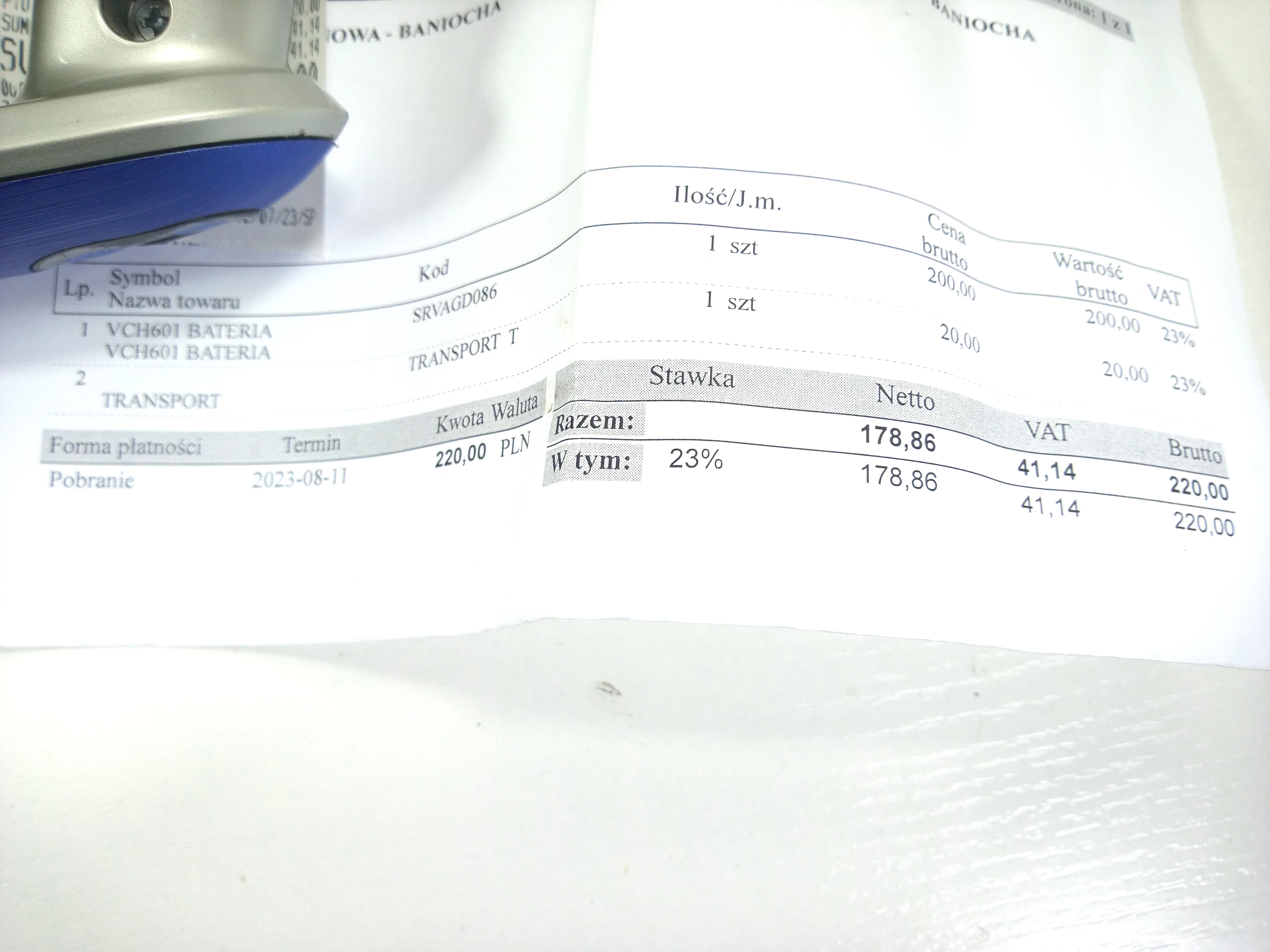 odkurzacz-pionowy-blaupunkt-vch601-bateria-kolor-dominujacy-niebieski